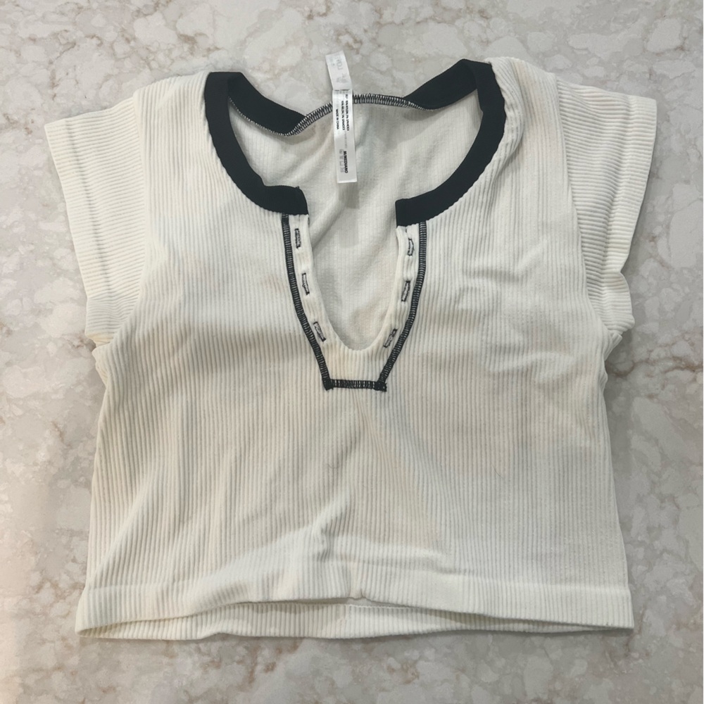 Love Tree White and Black Crop Top